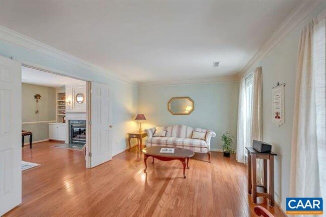 Building Photo - 1150 River Oaks Ln