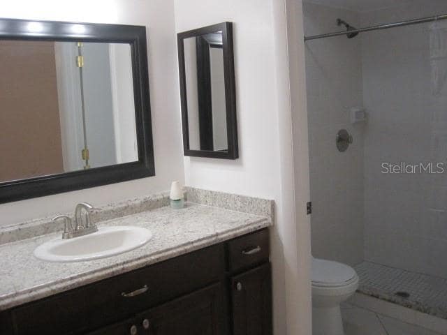 Building Photo - 102 Oakridge Ct