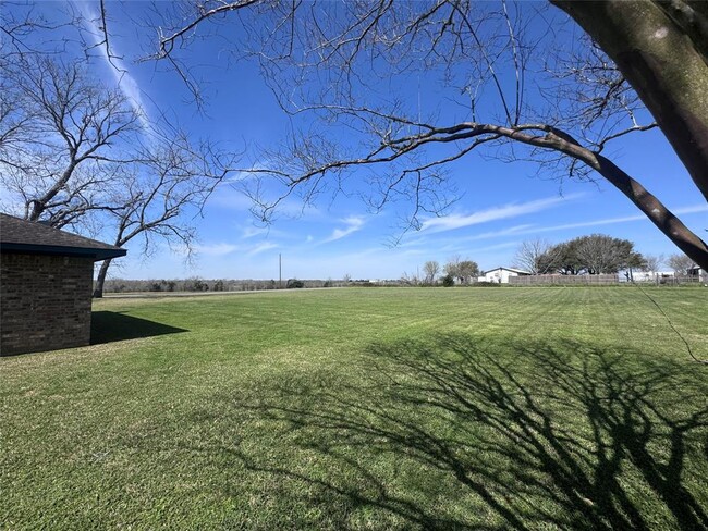 Building Photo - 11651 FM 1371