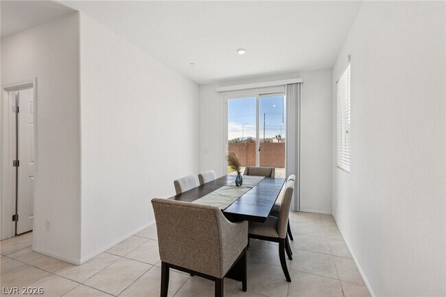 Building Photo - 4111 Rancho Crossing St