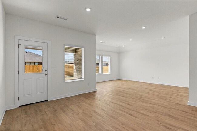 Building Photo - 109 Ratliff Ave