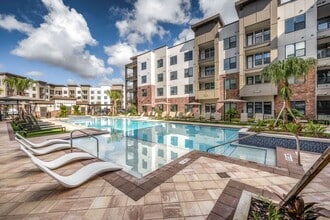 Building Photo - The Haven at Lake Britt