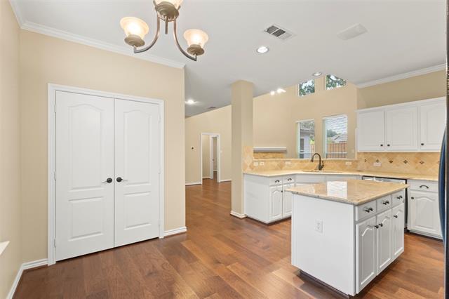 Building Photo - 3817 Peppertree Dr