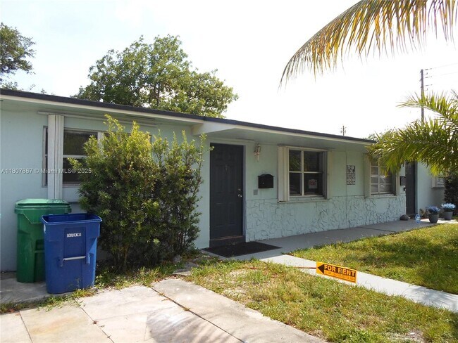 Building Photo - 60 NE 184th Terrace