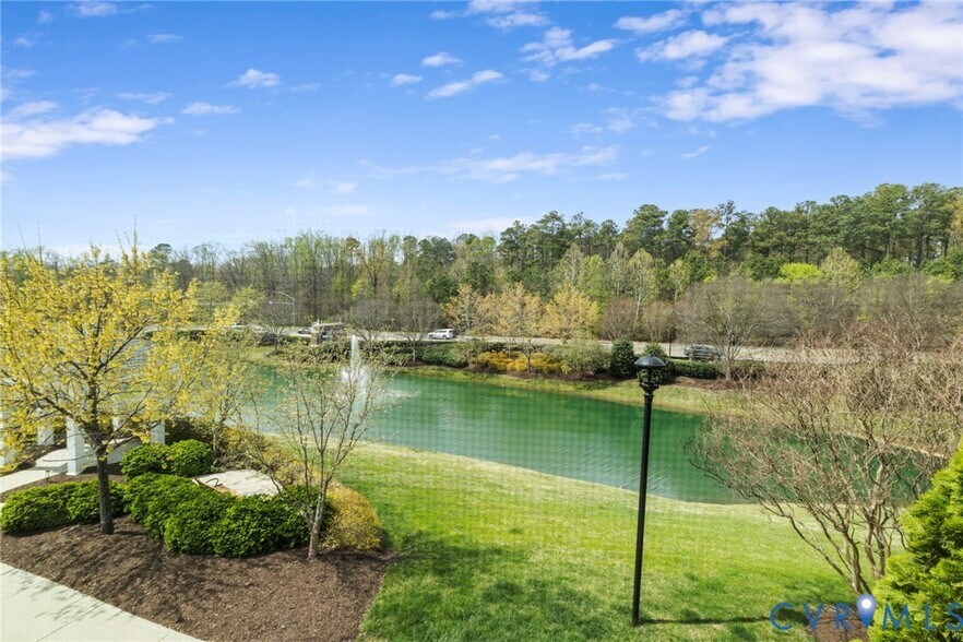 Building Photo - 3920 Village Commons Walk