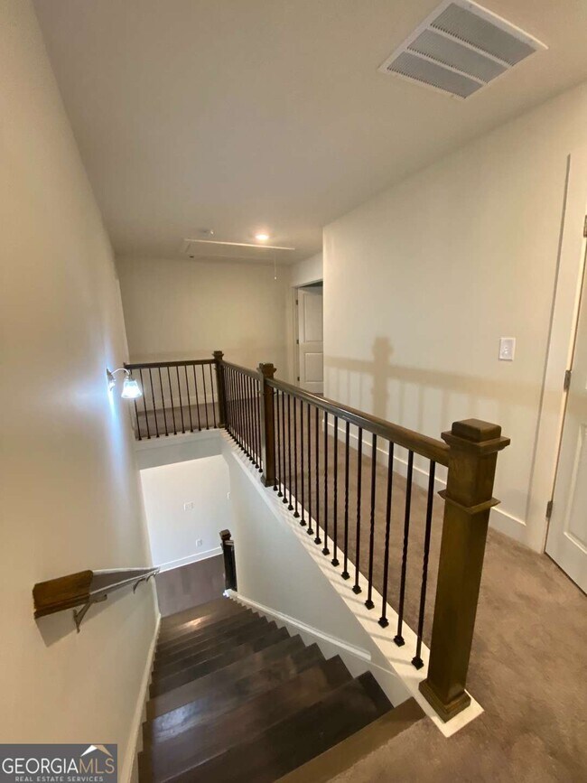 Building Photo - 117 Auburn Gate Ln