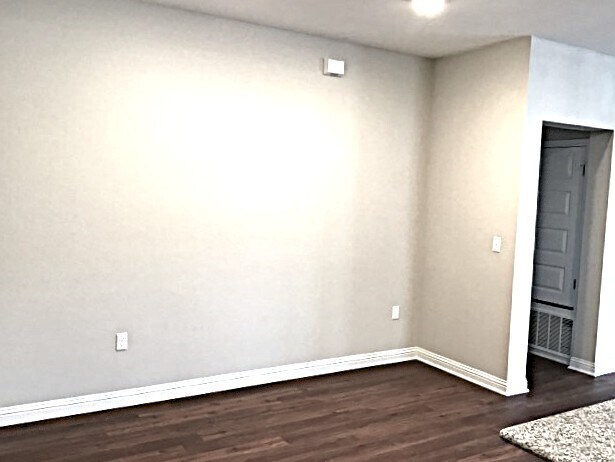 Building Photo - 8109 Cottage Rose Dr