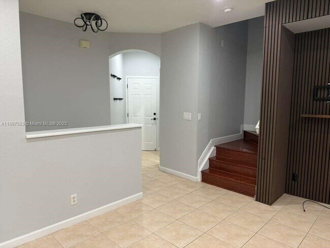 Building Photo - 1737 Carvelle Dr