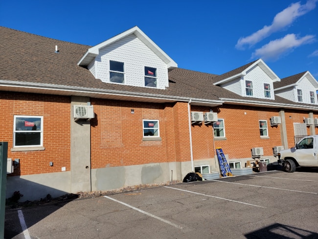 Building Photo - 1401 Oakley Ave