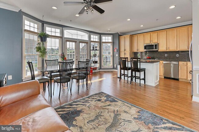 Building Photo - 43780 Ballybunion Terrace