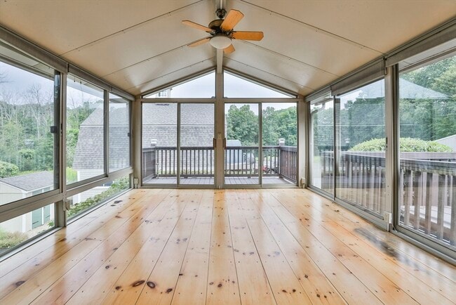 Building Photo - 24 Browns Ln