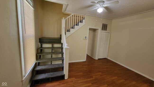 Building Photo - 416 N Linwood Ave