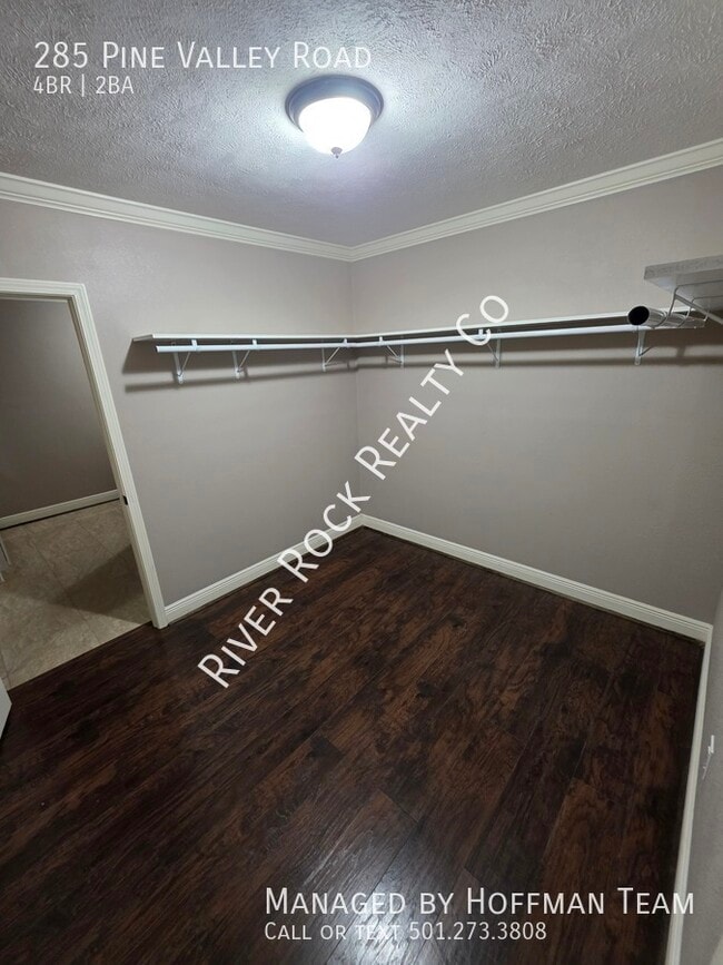 Building Photo - 285 Pine Valley Rd