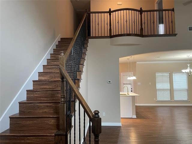 Building Photo - 4936 Empire Way