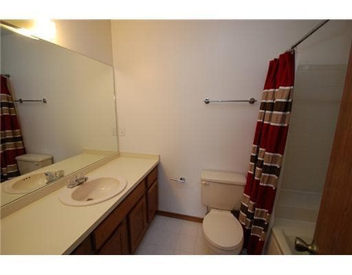 Full Bathroom Connected to Master Bedroom - 3005 Fernwood Ave