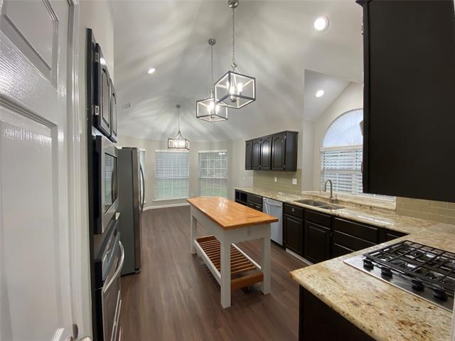 Building Photo - 904 Santa Cruz Dr