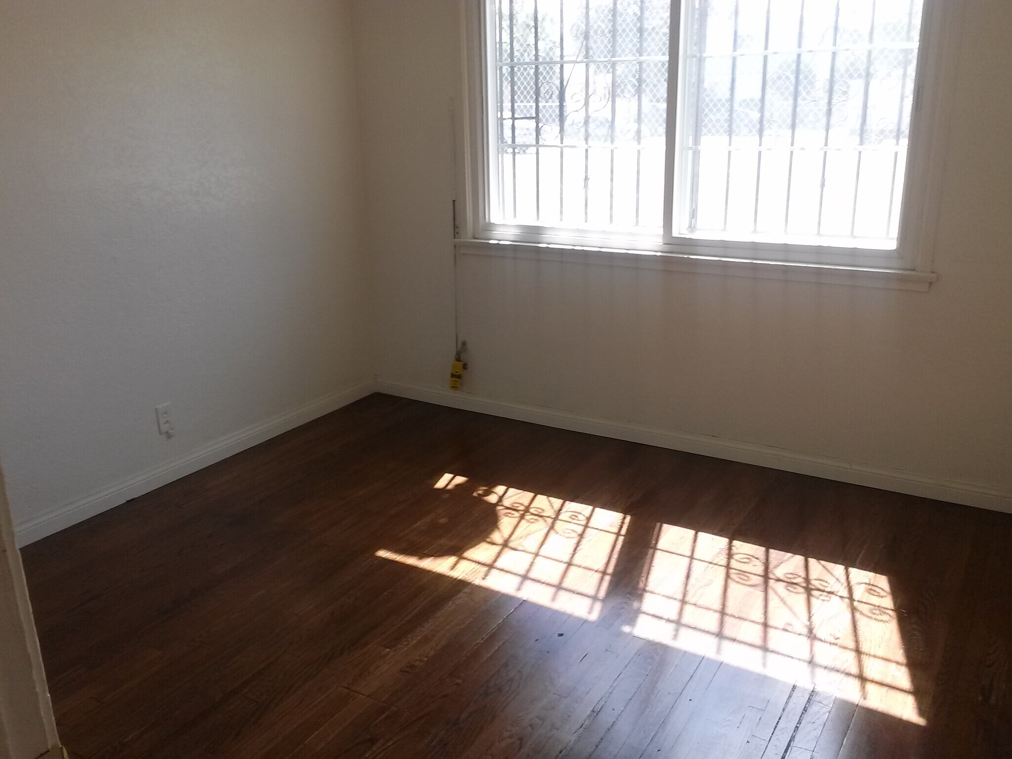 Building Photo - 720 Walnut St