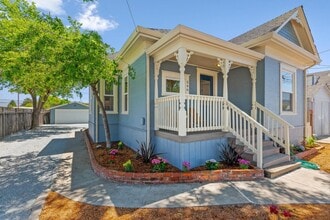 Building Photo - 546 Ocean View Ave