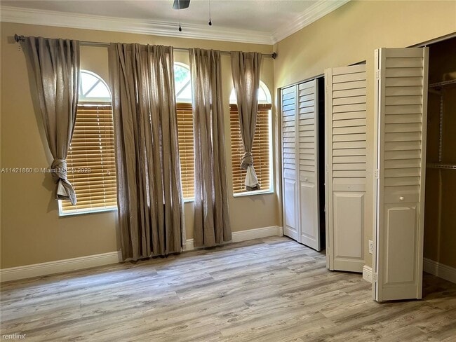 Building Photo - 4 br, 3 bath House - Bellagio At Vizcaya