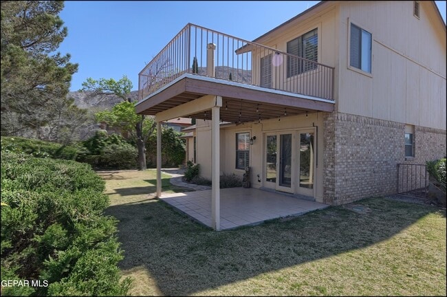 Building Photo - 601 Firedale Ln