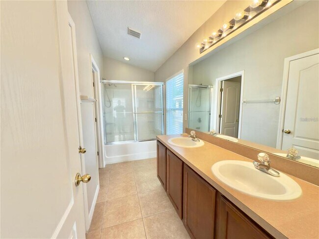 Building Photo - 10238 Cala Lily Trail