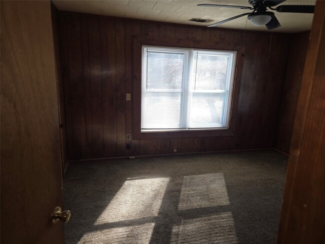 Building Photo - 1711 W 17th St