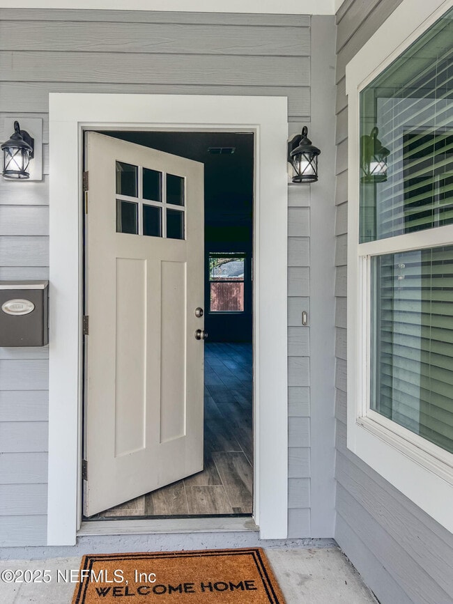 Building Photo - 4325 Appleton Ave