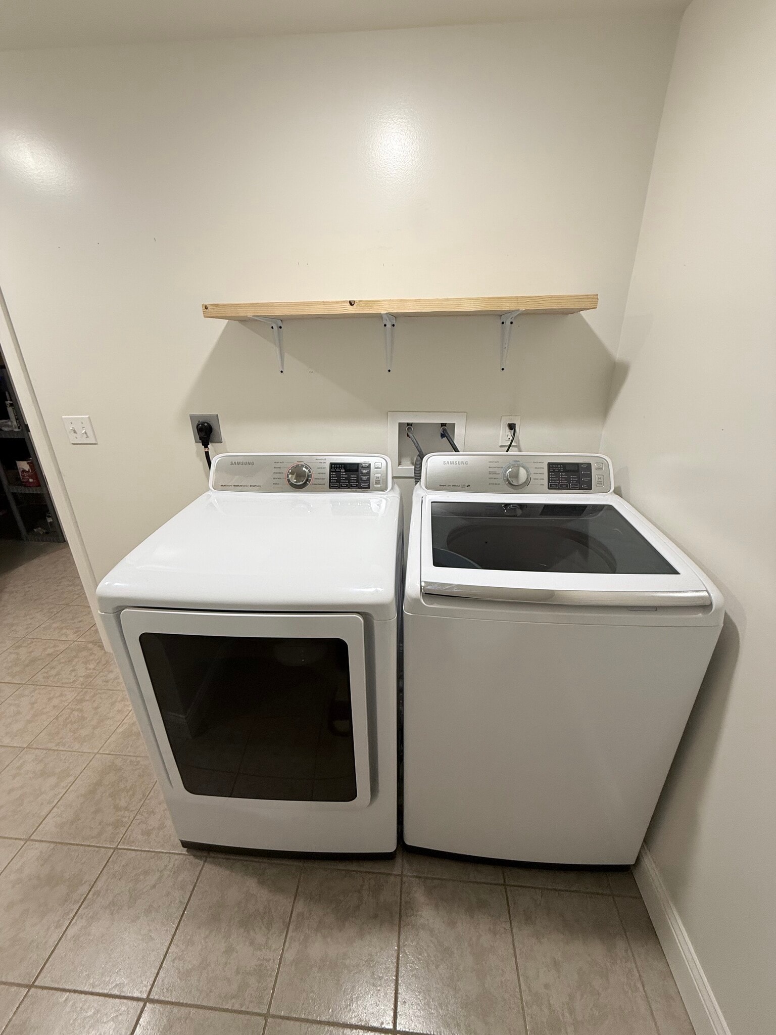 Washer & Dryer - new (bought in 2022) - 7 Pleasant Woods