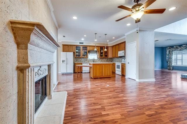 Building Photo - 1400 Endicott Dr