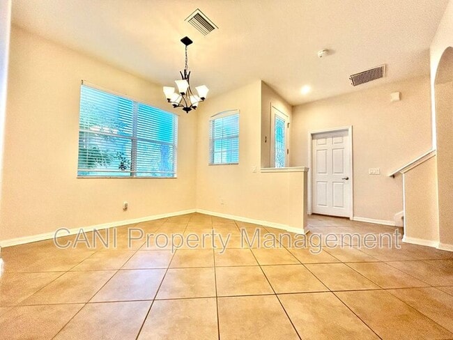 Building Photo - 11210 Roseate Dr