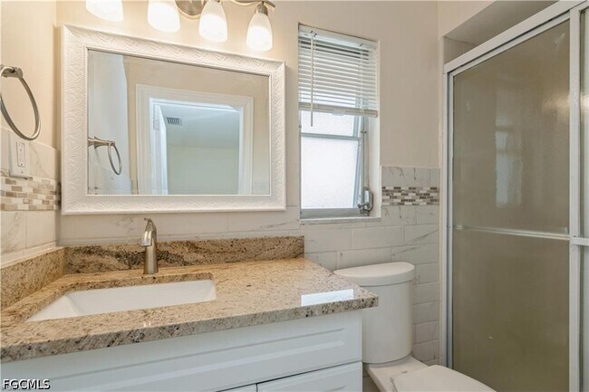 Building Photo - 1453 Venetian Ct