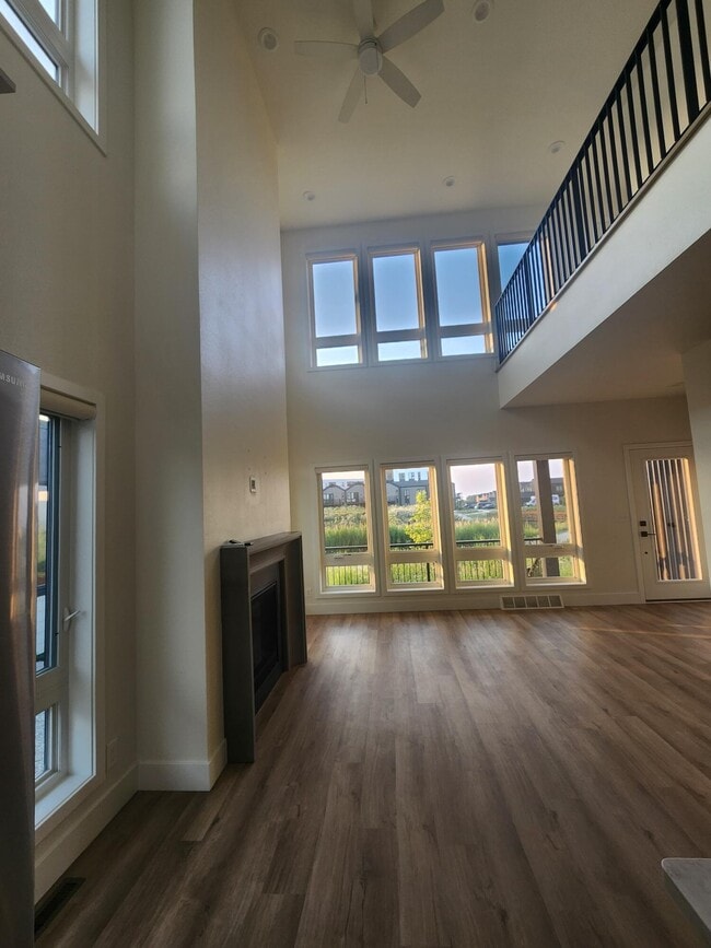 Building Photo - 4216 E Cypress Pl
