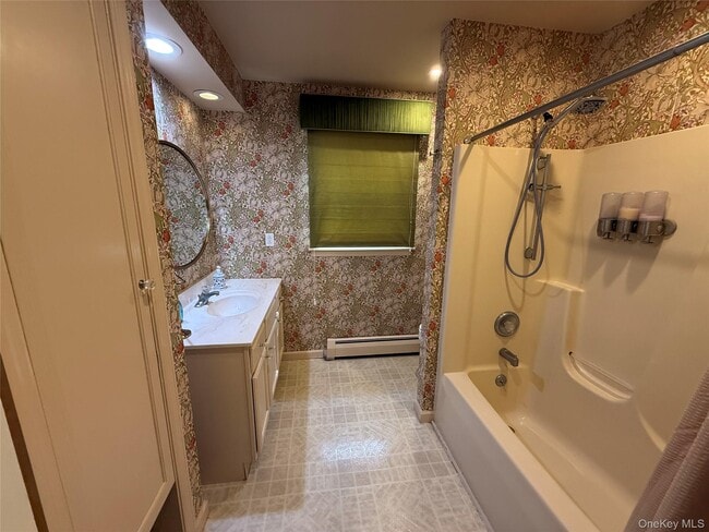 Building Photo - 112 Scott St