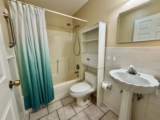 Building Photo - 3/2 Mount Dora Home with NO HOA!