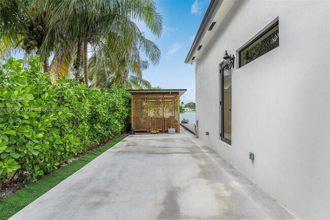 Building Photo - 9291 SW 88th St