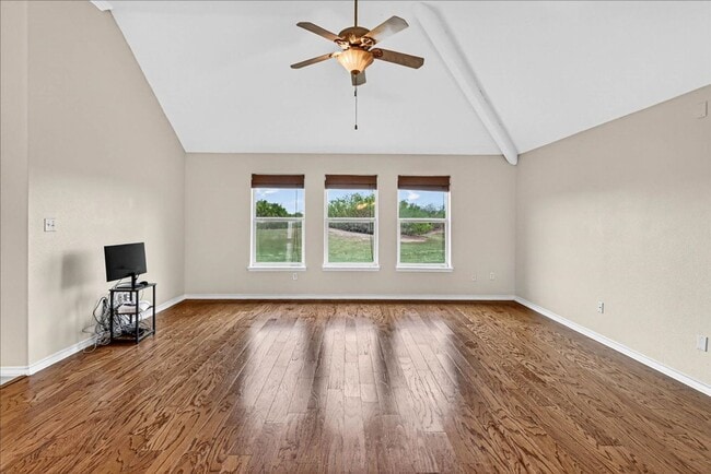 Building Photo - 6325 Oso Pkwy