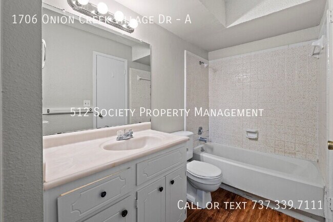 Building Photo - 1706 Onion Creek Village Dr