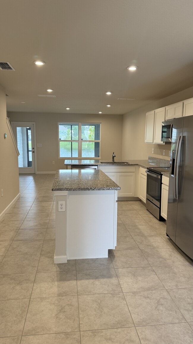 Building Photo - 7176 Luminary ln