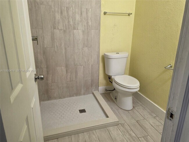 Building Photo - 820 Alabama Ave