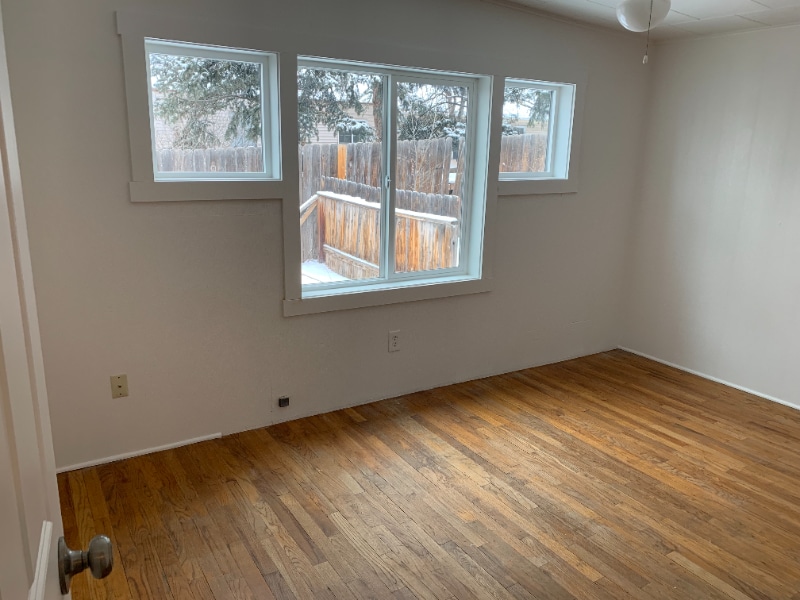 Building Photo - 1124 W Prospect Rd