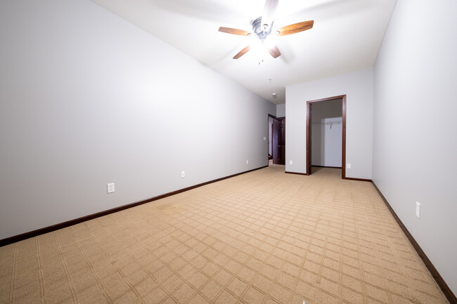 Building Photo - 15497 Junegrass Ln