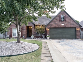 Building Photo - 19508 E 49th St