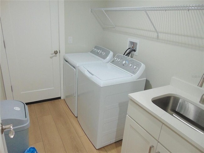 Building Photo - 451 Tanager Rd