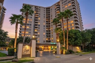 Building Photo - 3525 Sage Rd