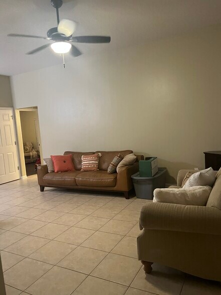 Building Photo - 2966 Santa Marcos Dr