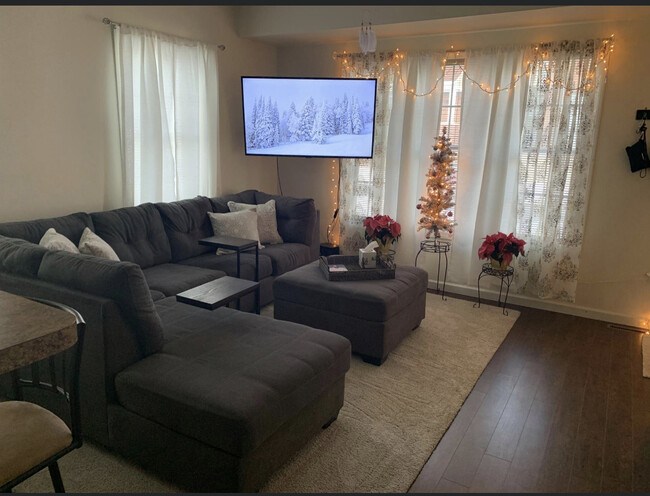 Living Room - 202 Sheridan Ave