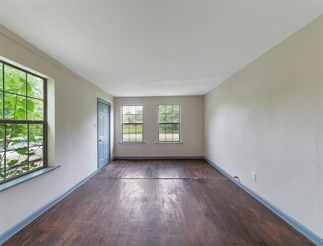 Building Photo - 4142 Mallow St