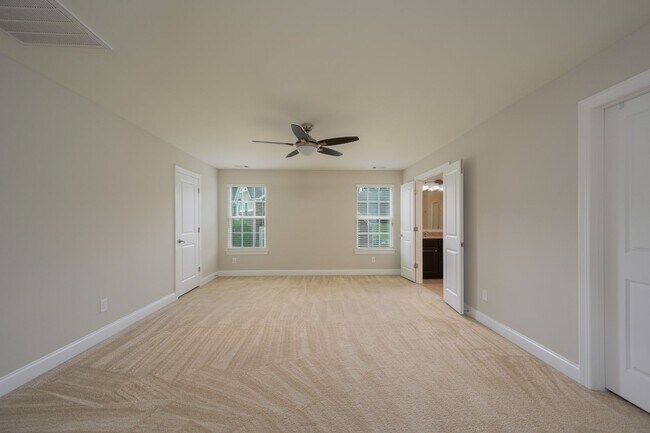 Building Photo - **RARE, EXECUTIVE HOME ON OVER HALF AN ACRE IN WILLIAMSON COUNTY BRENTWOOD ZONED FOR BRENTWOOD MI...