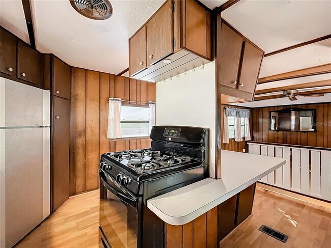 Building Photo - 13145 Plum Lake Cir