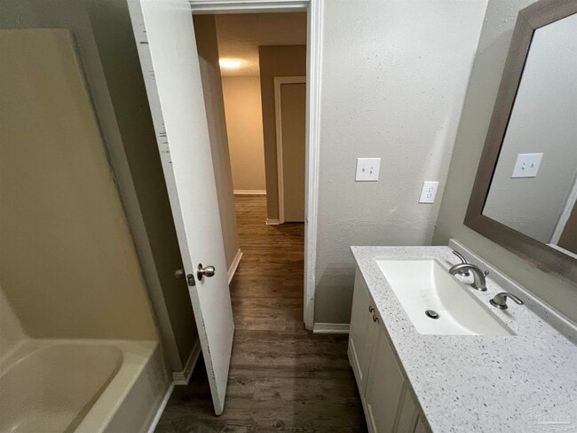 Building Photo - 1350 Fairchild St